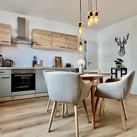 Apartmán Heaven Homes Fuer 4 Modern Zentral Kaffeeautomat Kueche *